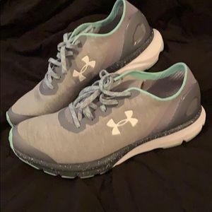 Under Armor Charged Escape Running shoes
